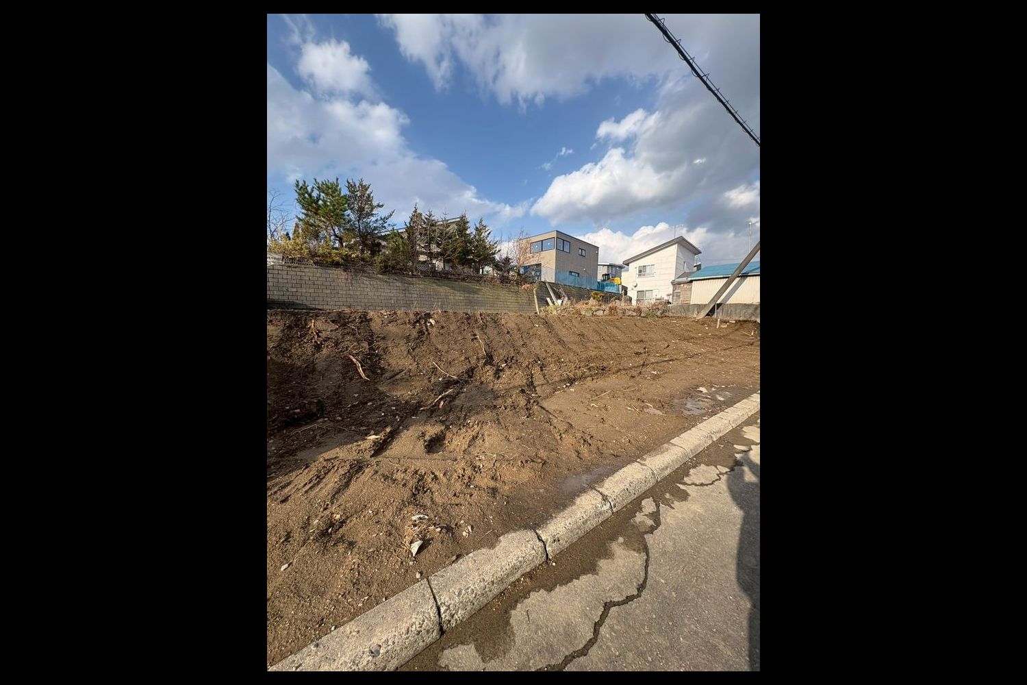 北広島市里見町4丁目土地